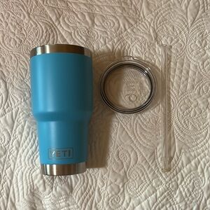 Yeti Rambler Tumbler 30oz